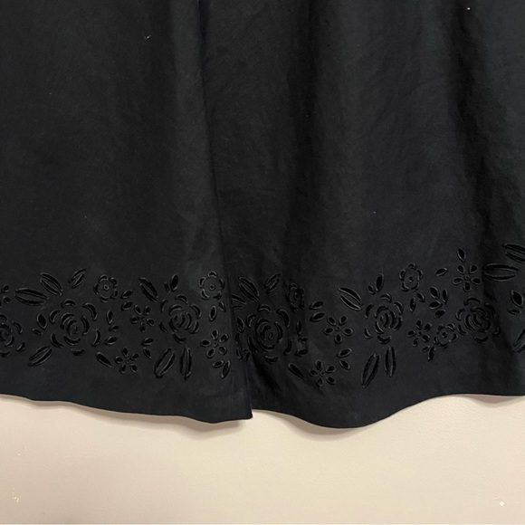 Vintage Talbots Skirt sz 10 Petite Black Linen Floral Cutouts Eyelet A Line Midi - Picture 4 of 7